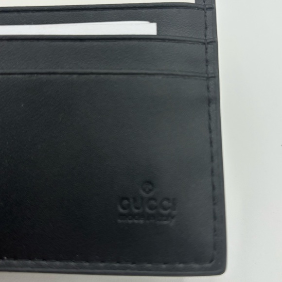 *SOLD*  GUCCI Bifold Bee Print Canvas Leather Wallet, #451368 - Picture 5 of 16